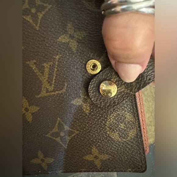 Authentic Louis Vuitton Agenda PM - Picture 7 of 9